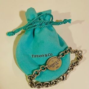 Tiffany & Co. Return to Tiffany Oval Bracelet